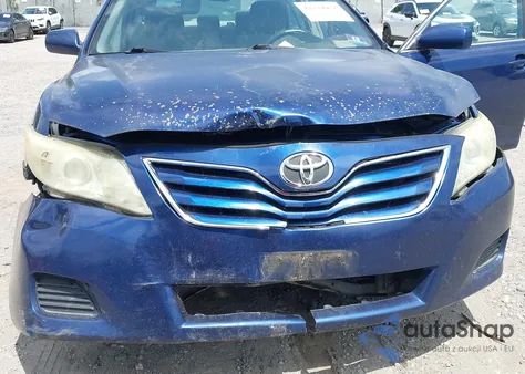 2010 Toyota Camry Le z USA, uszkodzony, nr VIN 4T1BF3EK3AU535929